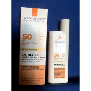 La Roche-Posay Anthelios Light Fluid Facial Sunscreen SPF 50 New